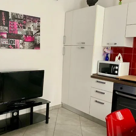 Vivi - Casa Vacanze Апартаменты Савона