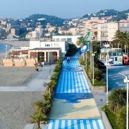 Vivi - Casa Vacanze * Savona